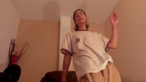 Snapshot of dickie_dicking chatting on 10/24/25, 08:38 dickie_dicking online show from 10/24/25, 08:38