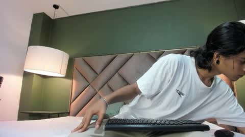 Snapshot of dickie_dicking chatting on 11/06/25, 08:32 dickie_dicking online show from 11/06/25, 08:32