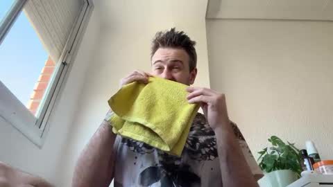 Snapshot of dickjulian chatting on 05/23/26, 09:02 Im Julian all cum shot videos here online show from 05/23/26, 09:02