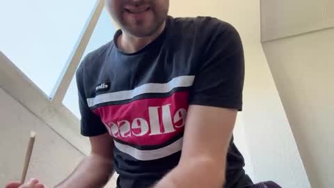 Snapshot of dickjulian chatting on 05/24/26, 10:42 Im Julian all cum shot videos here online show from 05/24/26, 10:42