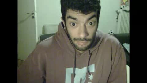 Snapshot of dickus_biggus chatting on 10/17/25, 02:04 dickus_biggus online show from 10/17/25, 02:04