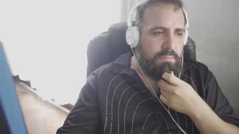 Cristian Dipolino online show from 02/15/26, 07:43