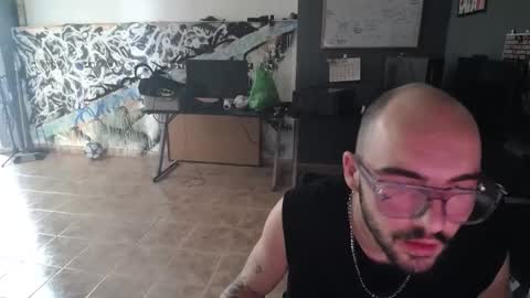 Snapshot of didismurf02 chatting on 05/24/26, 04:01 didismurf02 online show from 05/24/26, 04:01