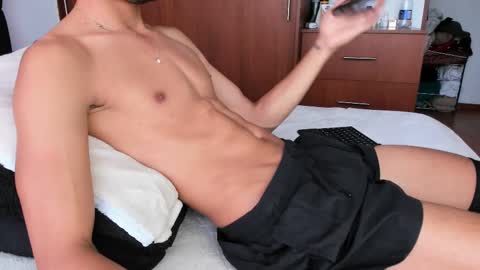 Snapshot of diego_latino chatting on 02/12/25, 06:19 Diego lat online show from 02/12/25, 06:19