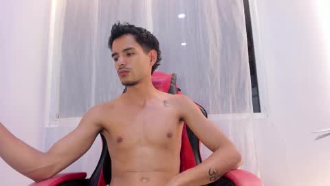 Diego lat online show from 03/21/26, 02:16