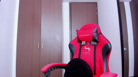 Diego lat online show from 04/20/26, 07:26