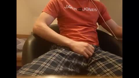 Snapshot of diegoh0t69 chatting on 02/03/25, 06:28 DiegoHot online show from 02/03/25, 06:28