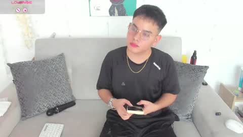 Snapshot of diegorobles30 chatting on 07/07/26, 12:53 Diego Robles online show from 07/07/26, 12:53