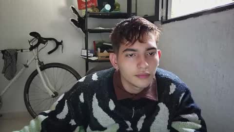 Snapshot of diegorogue_ chatting on 12/31/24, 05:07 Diego rogue online show from 12/31/24, 05:07