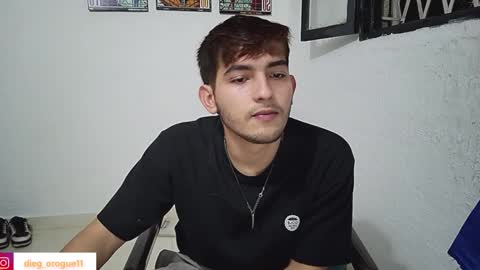 Snapshot of diegorogue_ chatting on 01/13/25, 05:44 Diego rogue online show from 01/13/25, 05:44