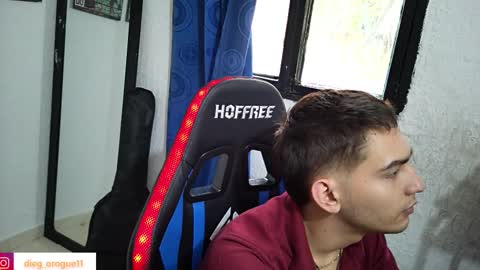 Snapshot of diegorogue_ chatting on 03/07/25, 05:28 Diego rogue online show from 03/07/25, 05:28