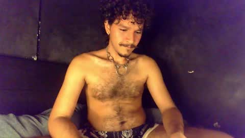 diemond_latinx98 online show from 03/30/26, 04:57
