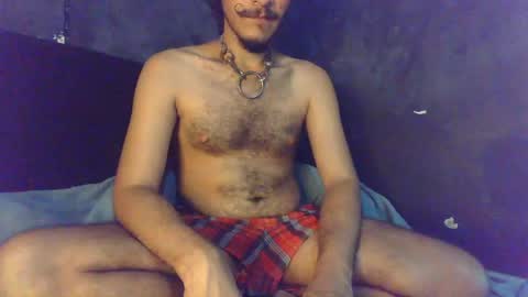 Snapshot of diemond_latinx98 chatting on 04/30/26, 02:40 diemond_latinx98 online show from 04/30/26, 02:40