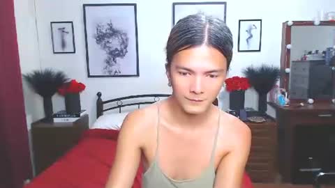 Dennesse online show from 12/05/25, 02:09