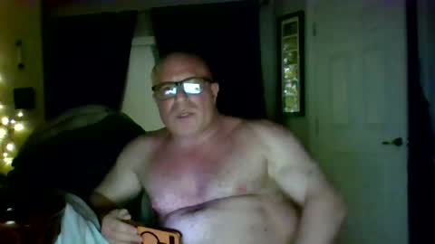 Snapshot of diesel21803 chatting on 07/04/26, 06:52 SoDirtyNLove online show from 07/04/26, 06:52