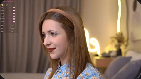 Sophie online show from 01/12/25, 04:08