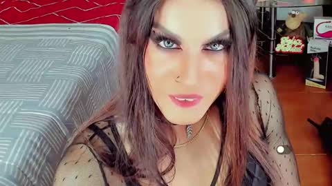 Snapshot of difiortiffany chatting on 12/31/24, 02:51 difiortiffany online show from 12/31/24, 02:51