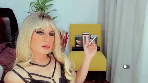 Snapshot of difiortiffany chatting on 02/11/25, 01:52 difiortiffany online show from 02/11/25, 01:52