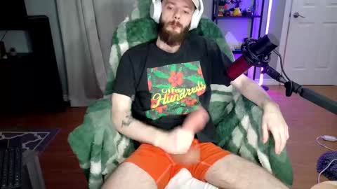 digbicknik online show from 09/18/25, 02:35