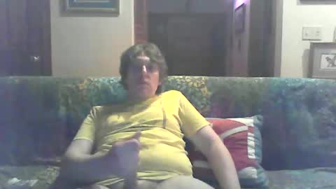 Snapshot of diggitydan1984 chatting on 03/05/26, 05:25 Daniel online show from 03/05/26, 05:25