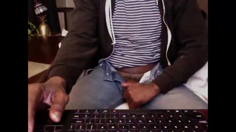 Snapshot of digitalpimpn chatting on 12/14/24, 10:28 The Digital Pimp.... online show from 12/14/24, 10:28