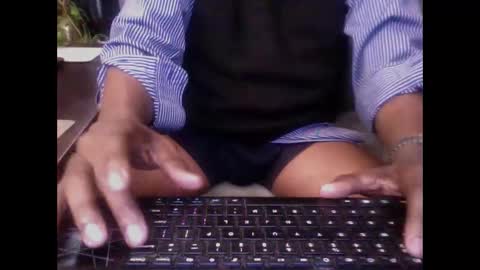 Snapshot of digitalpimpn chatting on 01/09/25, 03:44 The Digital Pimp.... online show from 01/09/25, 03:44