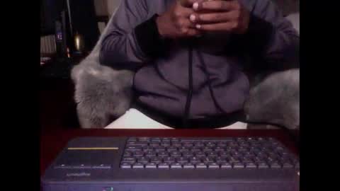 Snapshot of digitalpimpn chatting on 10/10/25, 10:14 The Digital Pimp.... online show from 10/10/25, 10:14