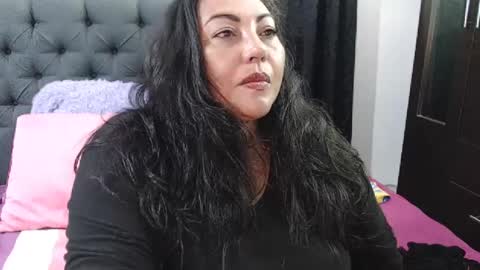 Mariana online show from 03/08/25, 05:07