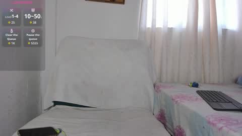 diiana_evil online show from 11/19/25, 05:02
