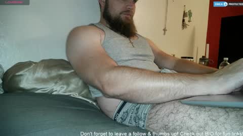 Snapshot of dikdowndaddy chatting on 03/26/26, 12:17 Daddy online show from 03/26/26, 12:17