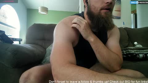 Snapshot of dikdowndaddy chatting on 04/03/26, 04:16 Daddy online show from 04/03/26, 04:16