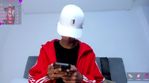 dikey_18 online show from 02/03/25, 09:07