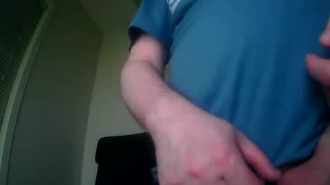 Snapshot of diki3333333333 chatting on 12/22/24, 03:33 Nick online show from 12/22/24, 03:33