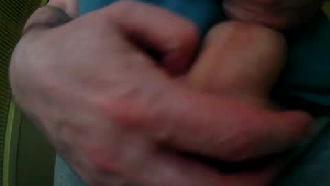 Snapshot of diki3333333333 chatting on 01/20/25, 09:56 Nick online show from 01/20/25, 09:56