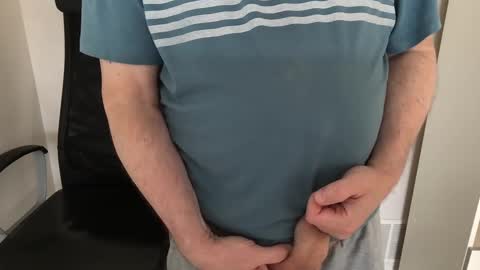 Snapshot of diki3333333333 chatting on 09/25/25, 10:24 Nick online show from 09/25/25, 10:24