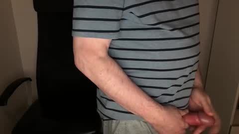 Snapshot of diki3333333333 chatting on 10/06/25, 02:42 Nick online show from 10/06/25, 02:42