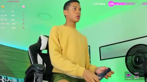 Snapshot of dilam_alfonzo chatting on 12/30/24, 07:32 Dilan online show from 12/30/24, 07:32