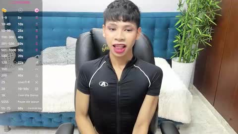 Snapshot of dilan_911 chatting on 10/19/25, 05:35 DILAN online show from 10/19/25, 05:35