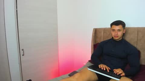 Dilan Coy online show from 01/08/26, 08:00