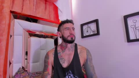 dilan_scootk_ online show from 05/18/26, 02:45