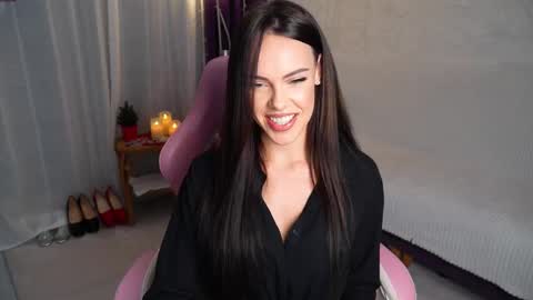 Dilara online show from 02/14/26, 09:00