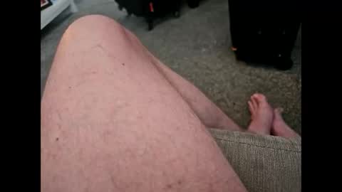 Snapshot of dilf232323 chatting on 10/07/25, 09:50 Dilf online show from 10/07/25, 09:50