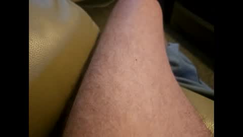 Snapshot of dilf232323 chatting on 10/26/25, 08:20 Dilf online show from 10/26/25, 08:20