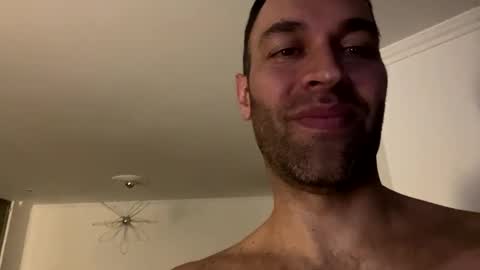 dilfofthenextdoor42 online show from 02/18/25, 02:38