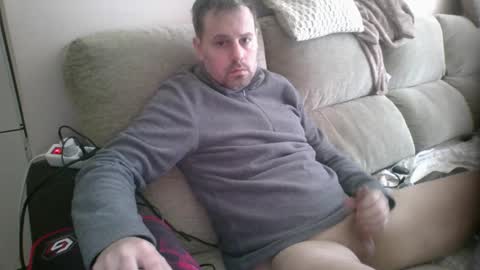 dili999 online show from 02/22/26, 10:36