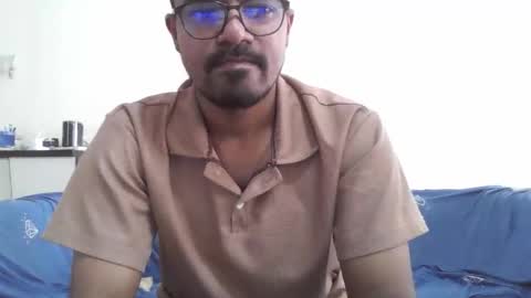 dilip_09 online show from 09/26/25, 02:04