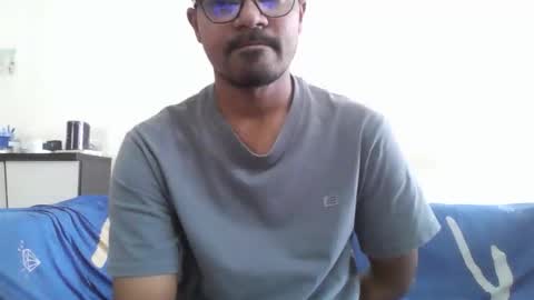 dilip_09 online show from 10/08/25, 02:53