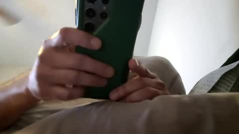 dilligentg81 online show from 09/24/25, 12:47