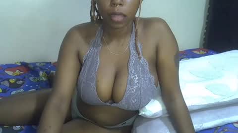 Snapshot of dime010 chatting on 02/13/25, 11:47 dime online show from 02/13/25, 11:47