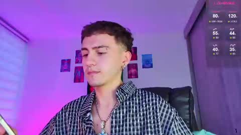 Julian Independent Model online show from 07/18/26, 11:08